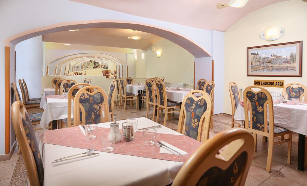 Hotel Club Praga